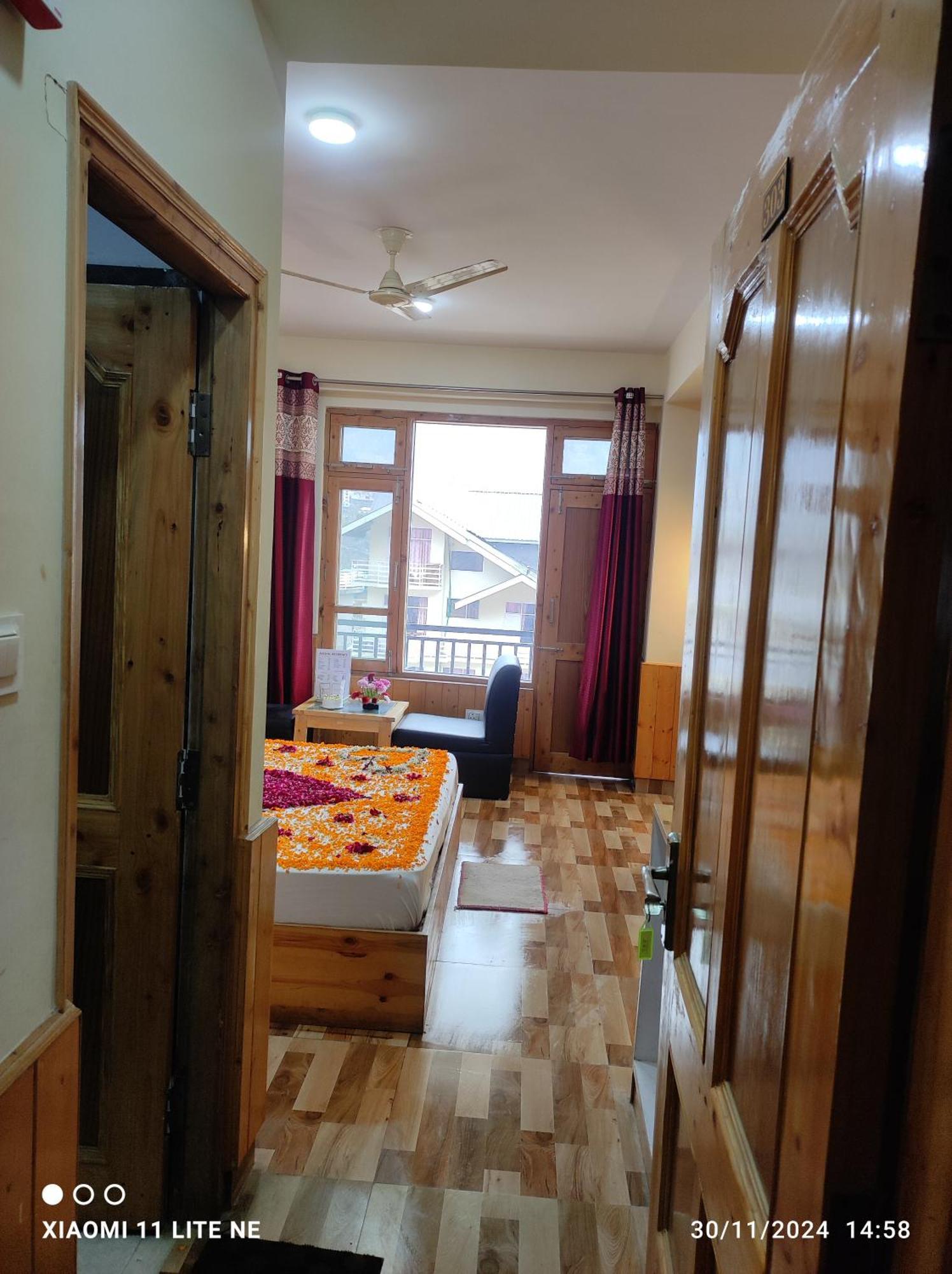 Hotel Anchal Residency Unit Of Best Quality Trip Pvt Manāli Extérieur photo
